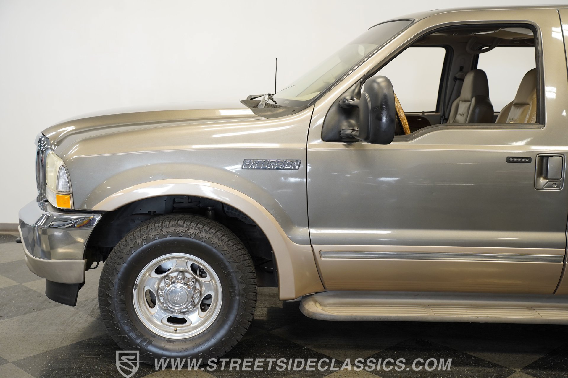 Used 2002 Ford Excursion Limited RWD image 25