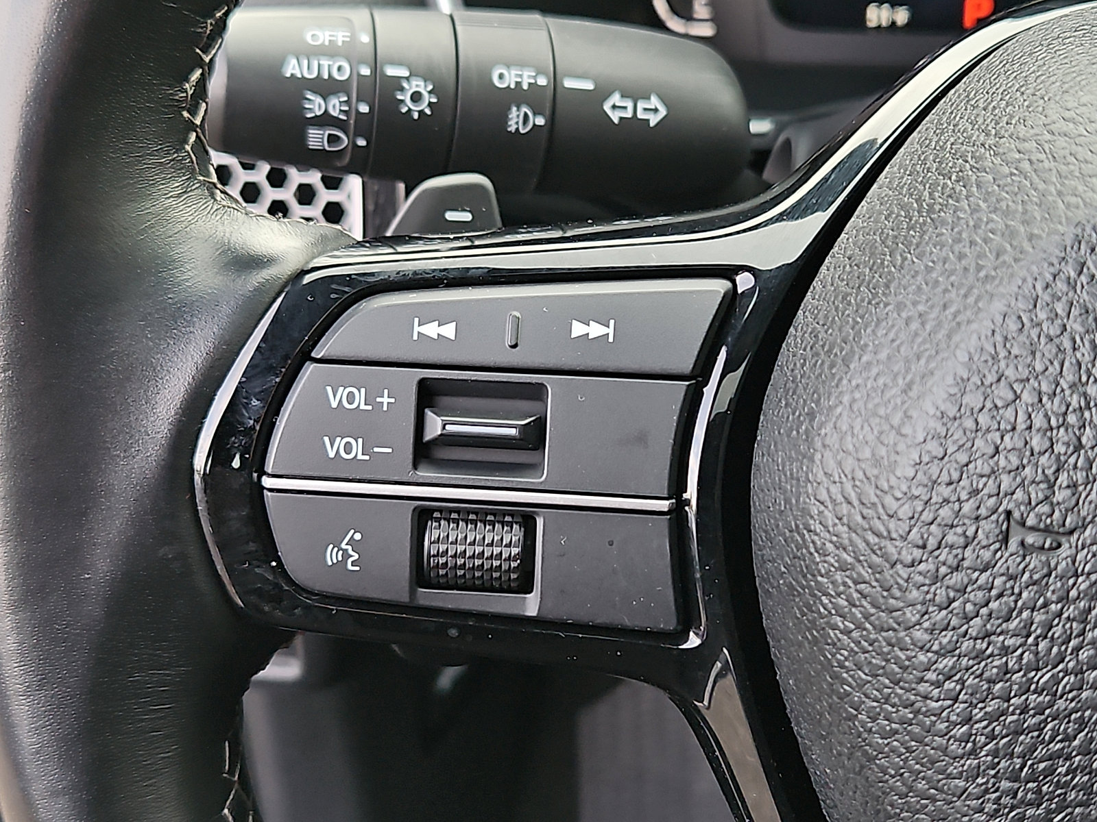 Certified 2024 Honda Civic Sport Touring image 21