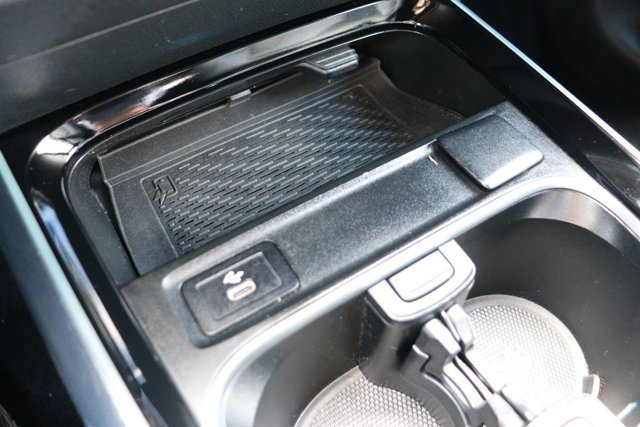 Used 2025 Mercedes-Benz GLA 250 image 19