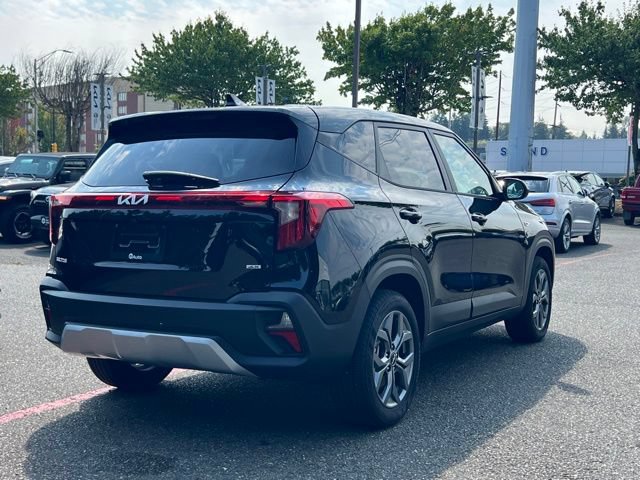 Used 2026 Kia Seltos LX AWD/4WD image 5