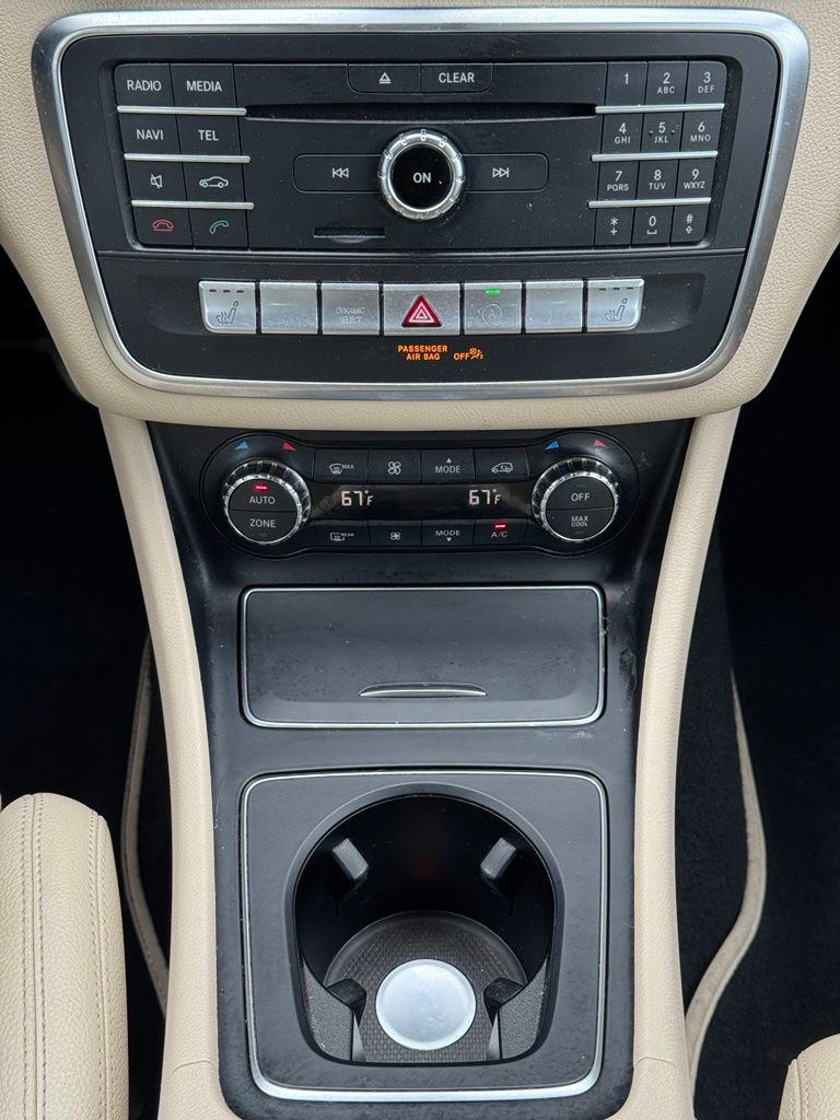 Used 2018 Mercedes-Benz CLA 250 4MATIC image 27