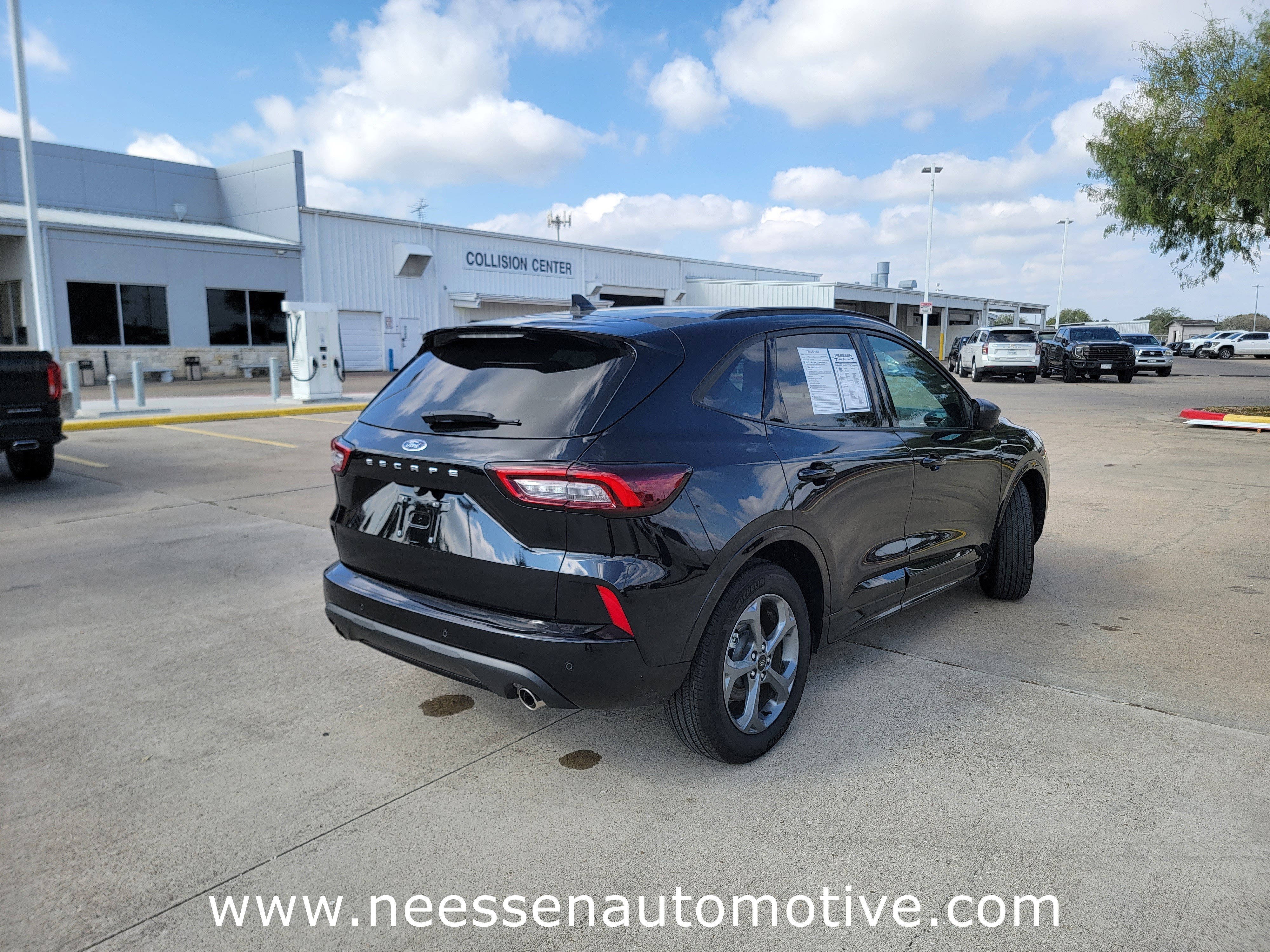 Used 2023 Ford Escape ST-Line w/ Tech Pack #1 image 7