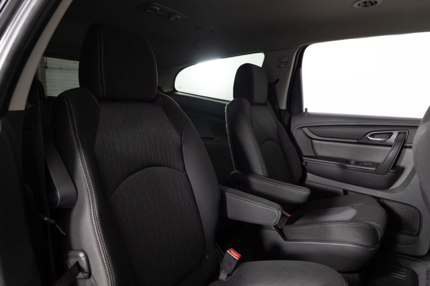 Used 2017 Chevrolet Traverse LT image 27