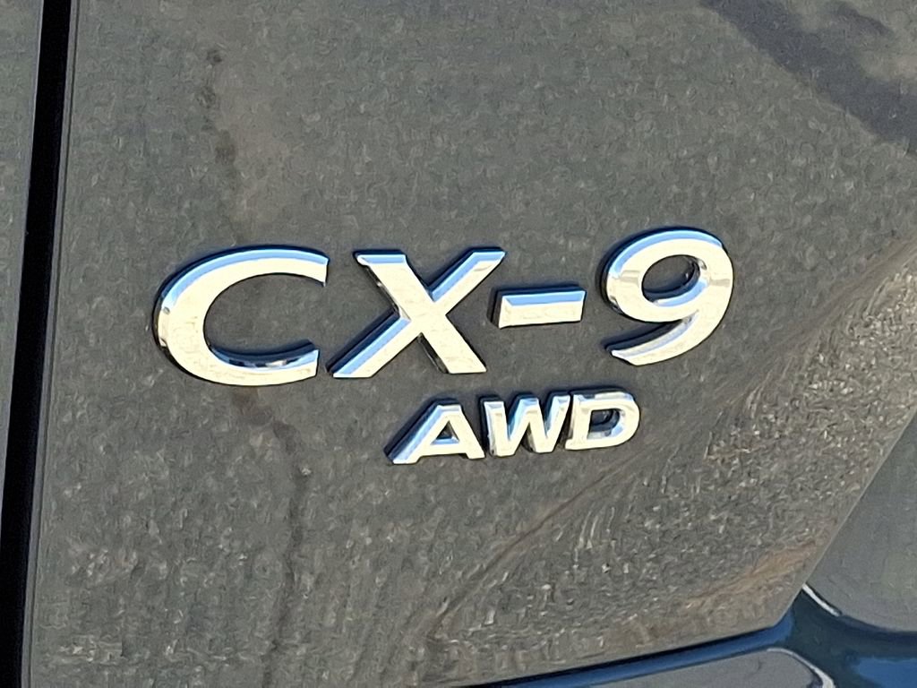 Used 2023 MAZDA CX-9 Carbon Edition image 32