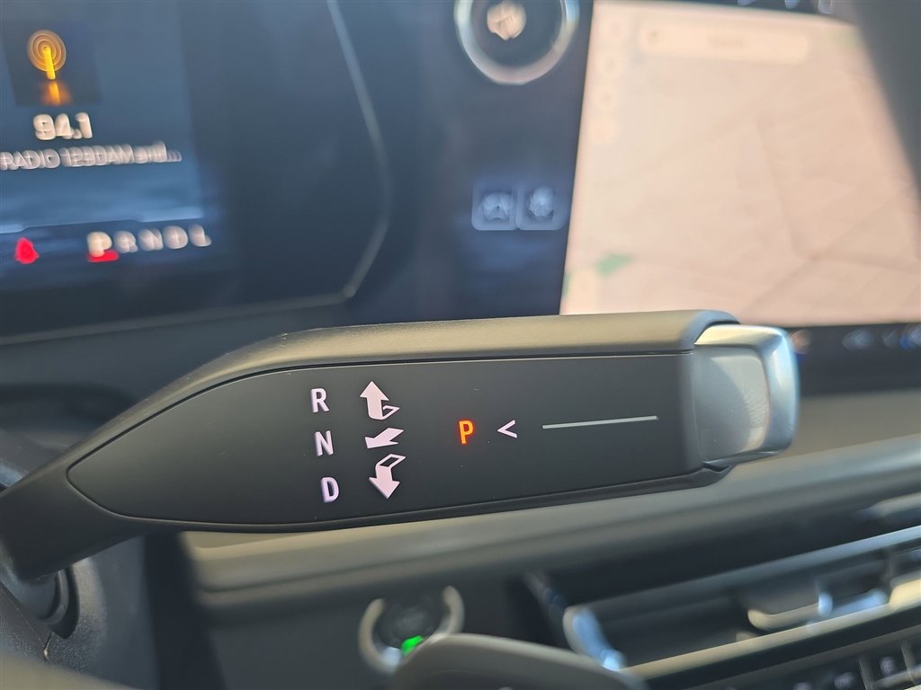 New 2026 Chevrolet Traverse LT image 16