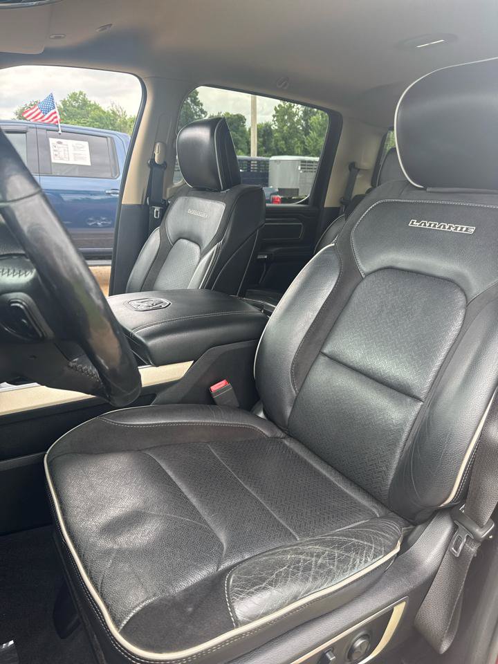 Used 2019 RAM 1500 Laramie AWD/4WD image 10