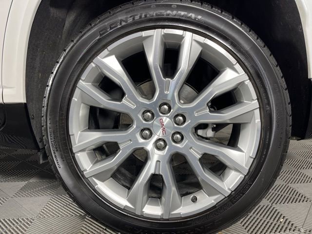 Used 2025 GMC Acadia Denali w/ Super Cruise Package image 14