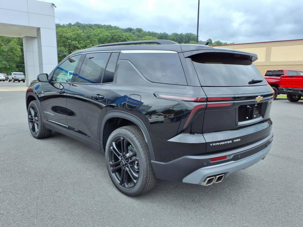 New 2026 Chevrolet Traverse LT w/ Driver Confidence Package image 3
