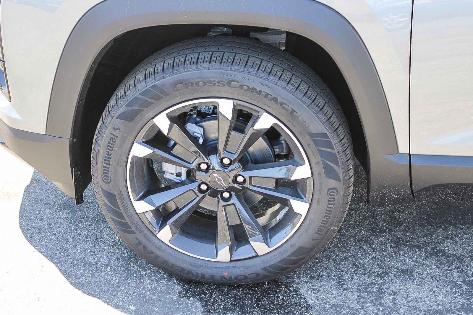 New 2026 Chevrolet Equinox RS w/ Safety and Technology Package image 5