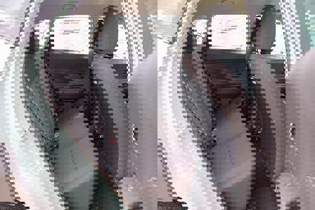 New 2026 Hyundai Kona SE image 10