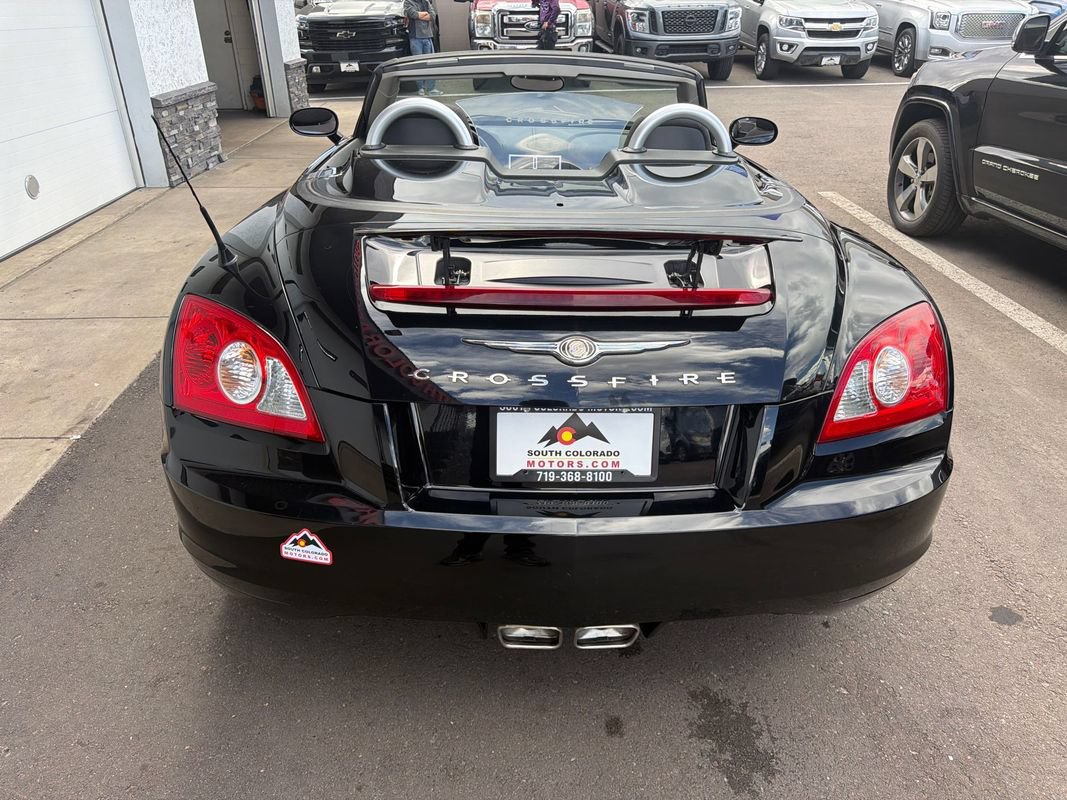 Used 2005 Chrysler Crossfire Convertible RWD image 9