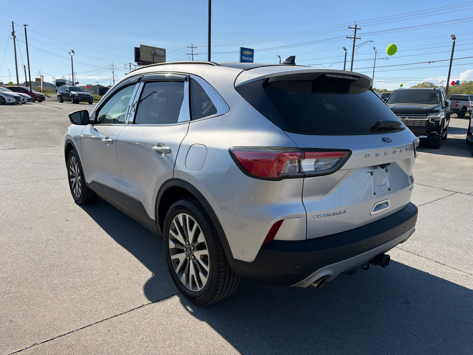 Used 2020 Ford Escape Titanium image 7