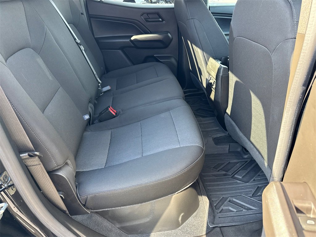 Used 2024 Chevrolet Colorado Trail Boss w/ Technology Package image 16