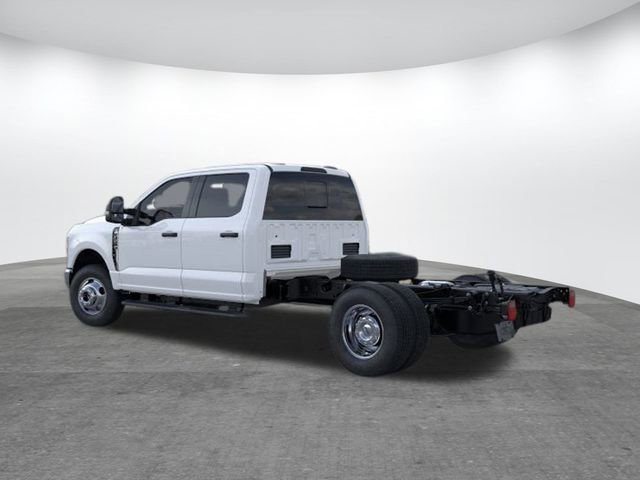 New 2026 Ford F350 XL w/ XL Chrome Package image 4