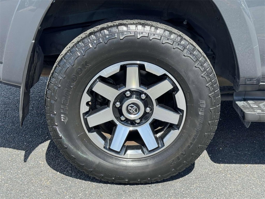 Used 2024 Toyota 4Runner TRD Off-Road Premium image 26