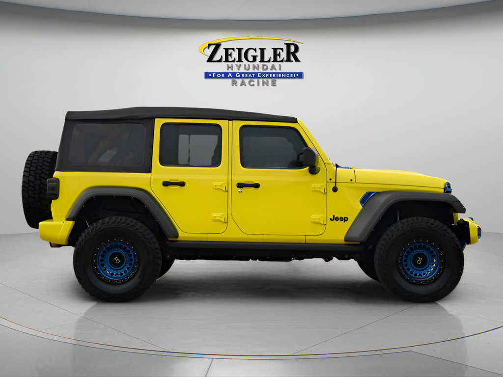 Used 2023 Jeep Wrangler Unlimited Sport AWD/4WD image 8