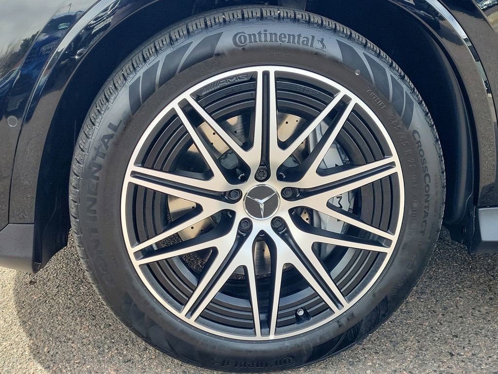 Certified 2025 Mercedes-Benz GLC 43 AMG 4MATIC image 11