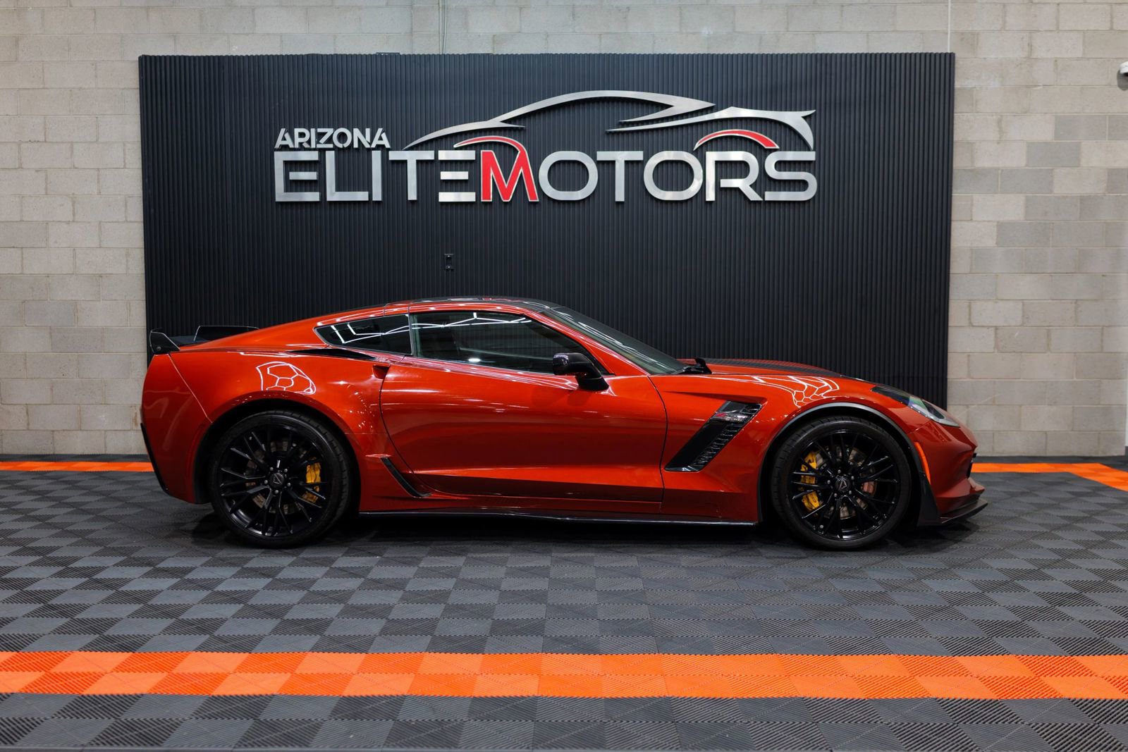 Used 2016 Chevrolet Corvette Z06 w/ 2LZ Preferred Equipment Group RWD image 14