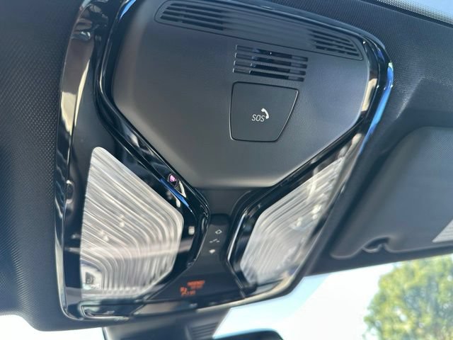 New 2026 BMW 330i xDrive Sedan w/ M Sport Package AWD/4WD image 23