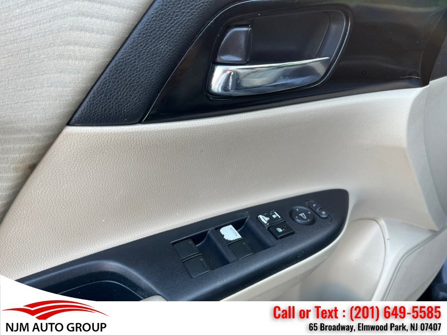 Used 2017 Honda Accord LX image 17