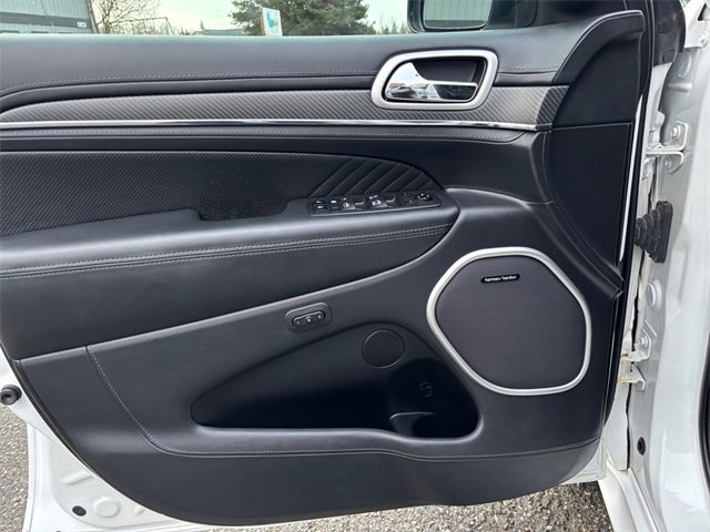 Used 2020 Jeep Grand Cherokee SRT image 16