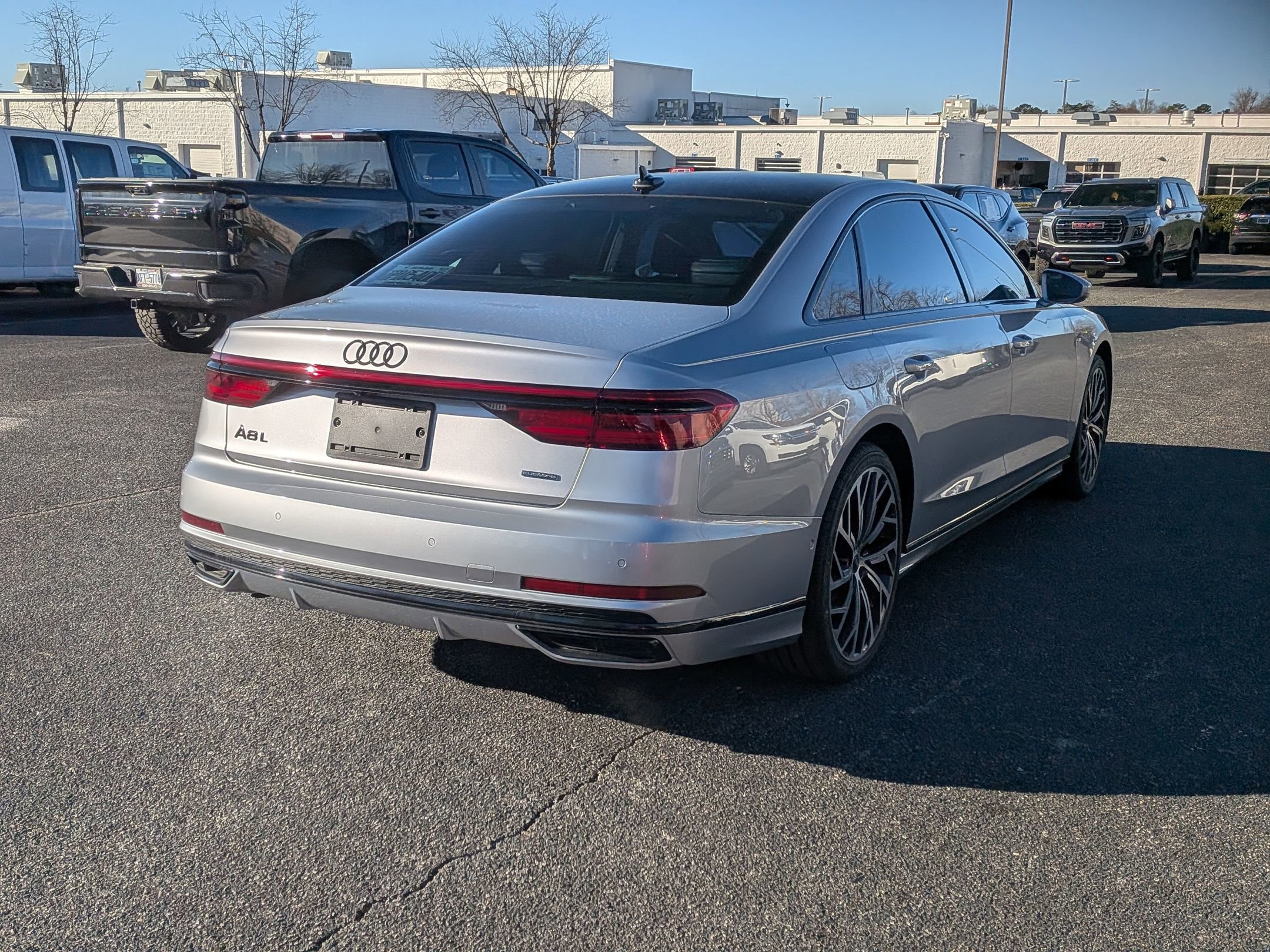 Used 2021 Audi A8 L 4.0T w/ Executive Plus Package image 9