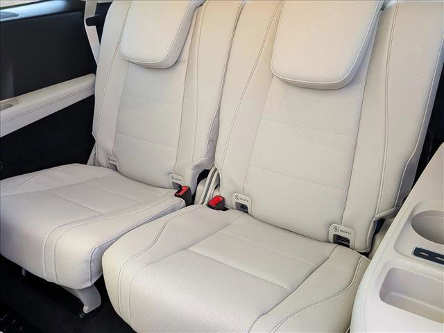 New 2026 Mercedes-Benz GLS 450 4MATIC image 19