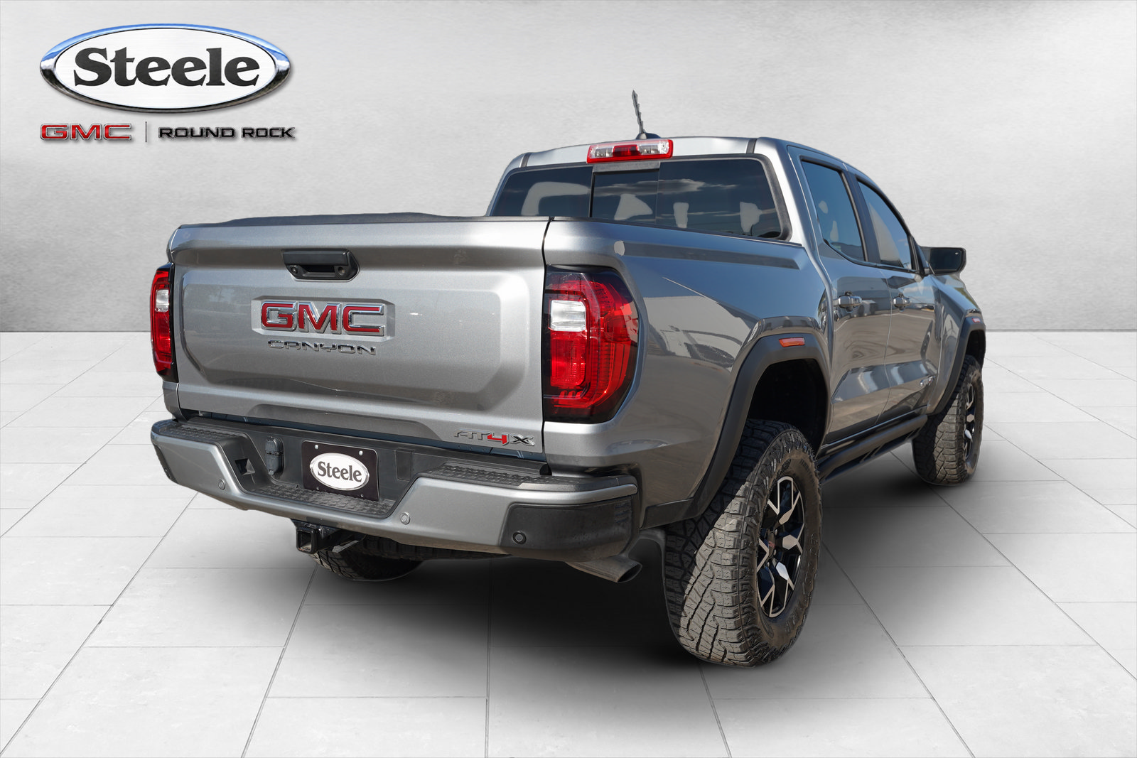 Used 2023 GMC Canyon AT4X AWD/4WD image 5