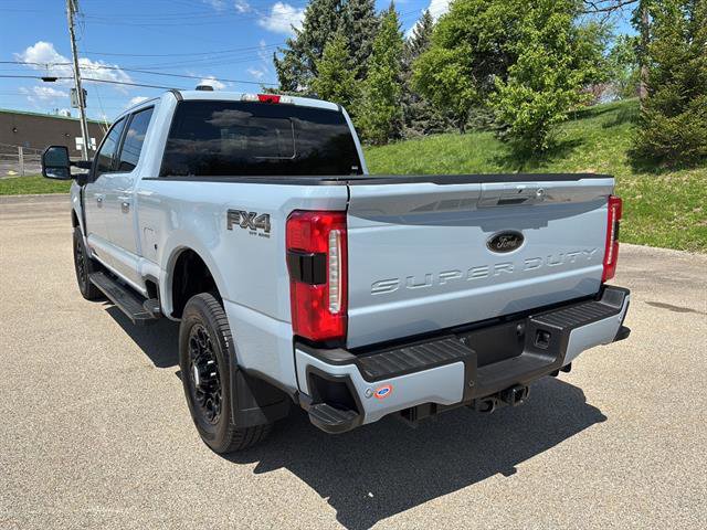 Used 2024 Ford F250 Lariat w/ Lariat Ultimate Package AWD/4WD image 2
