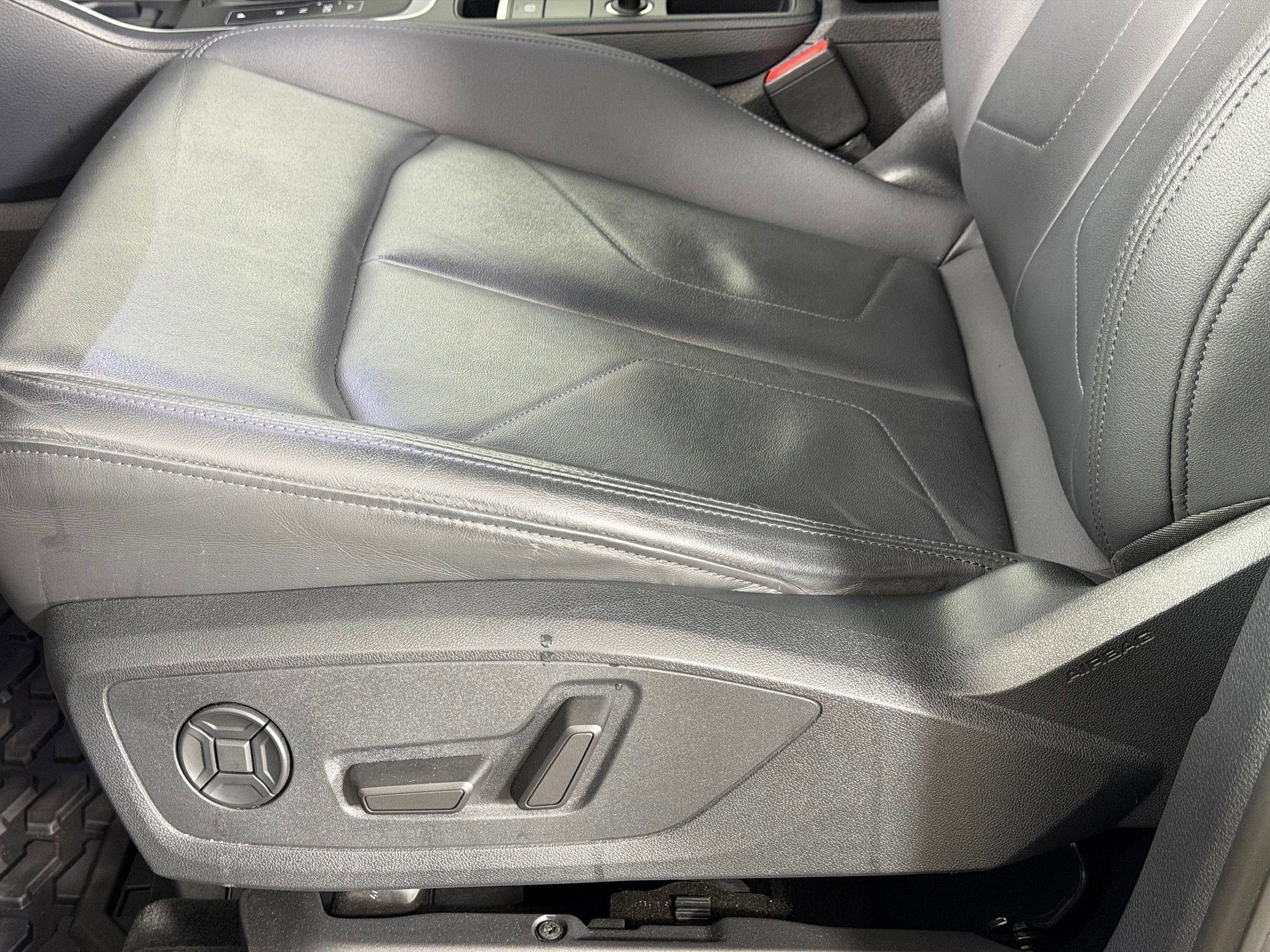 Certified 2023 Audi Q3 2.0T Premium Plus w/ Premium Plus Package image 14