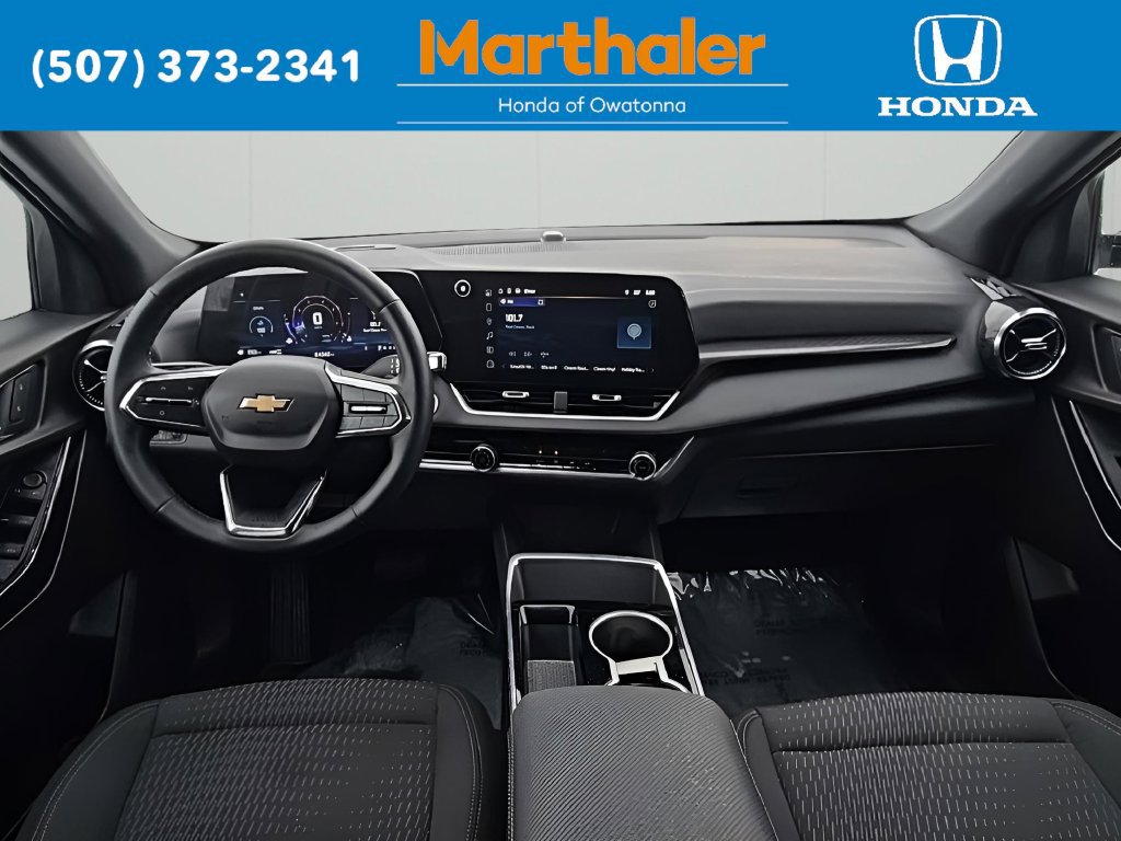 Used 2025 Chevrolet Equinox LT AWD/4WD image 22