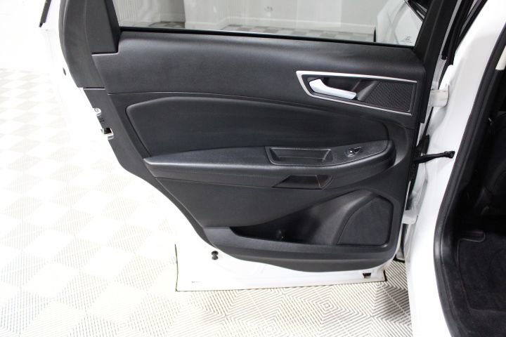 Used 2022 Ford Edge SEL image 19