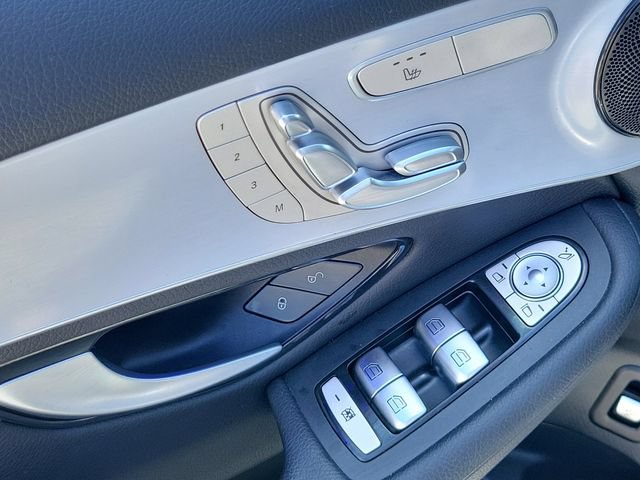 Used 2022 Mercedes-Benz GLC 300 w/ Premium Package Lite image 16