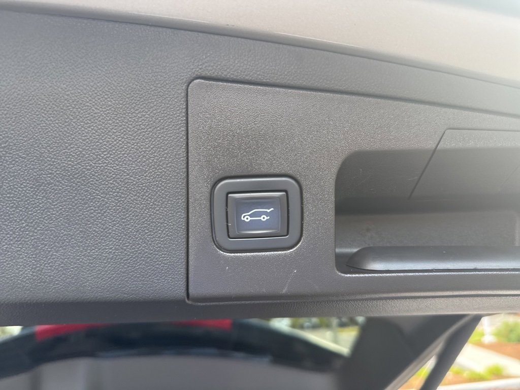 Certified 2022 Cadillac XT5 Sportv image 11