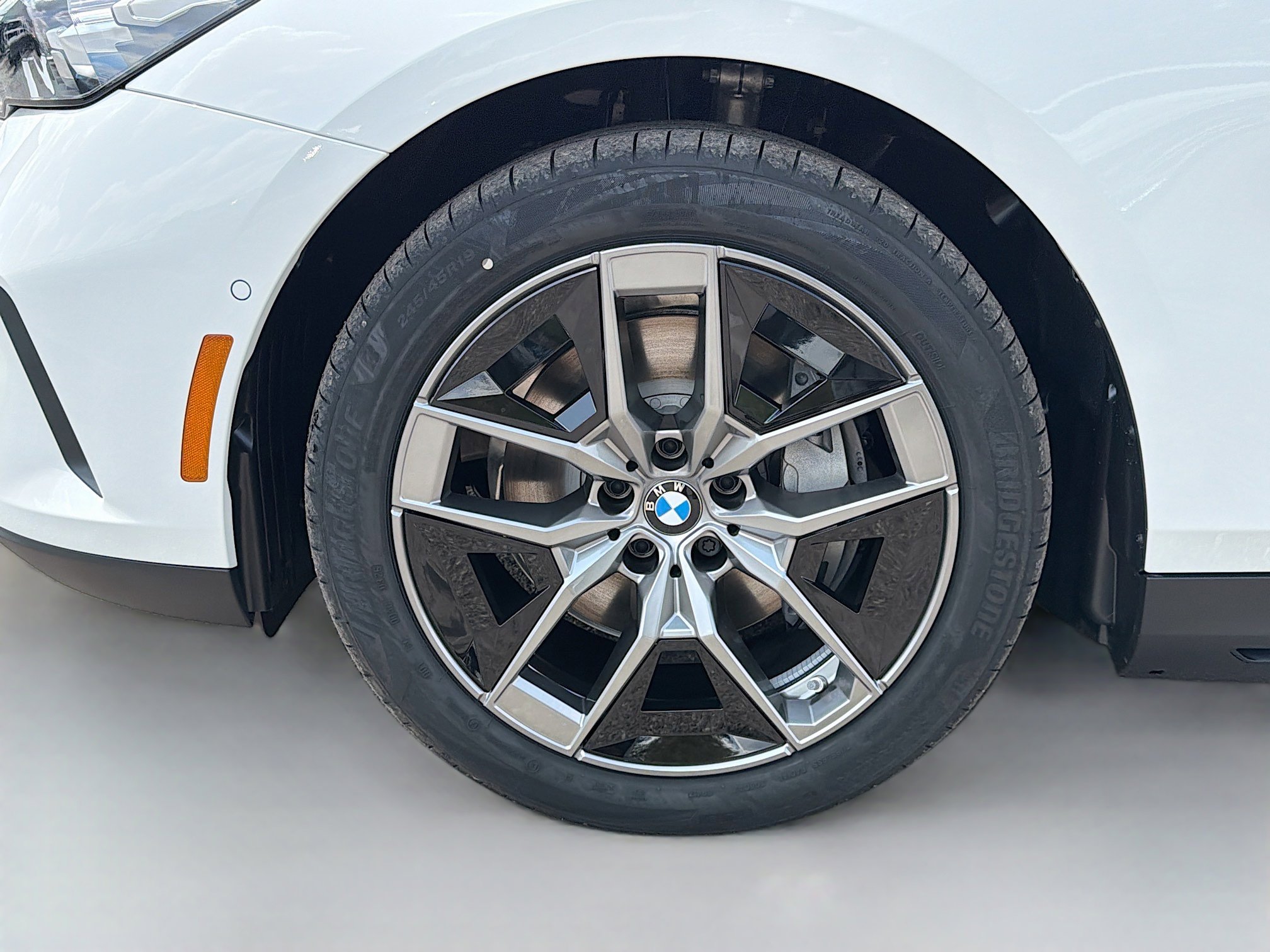 New 2026 BMW i5 eDrive40 image 42