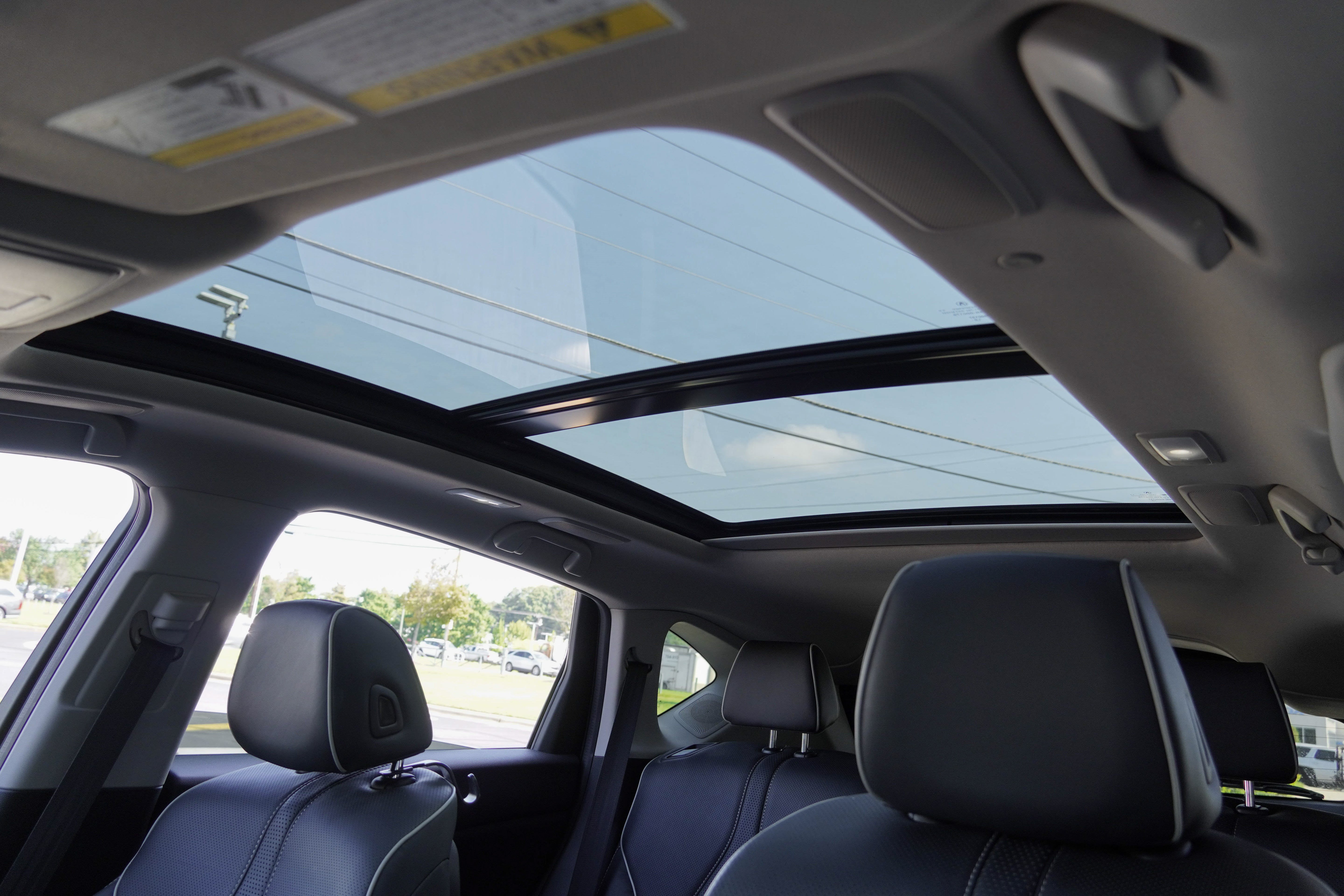 Used 2020 Acura RDX w/ Advance Package FWD image 11