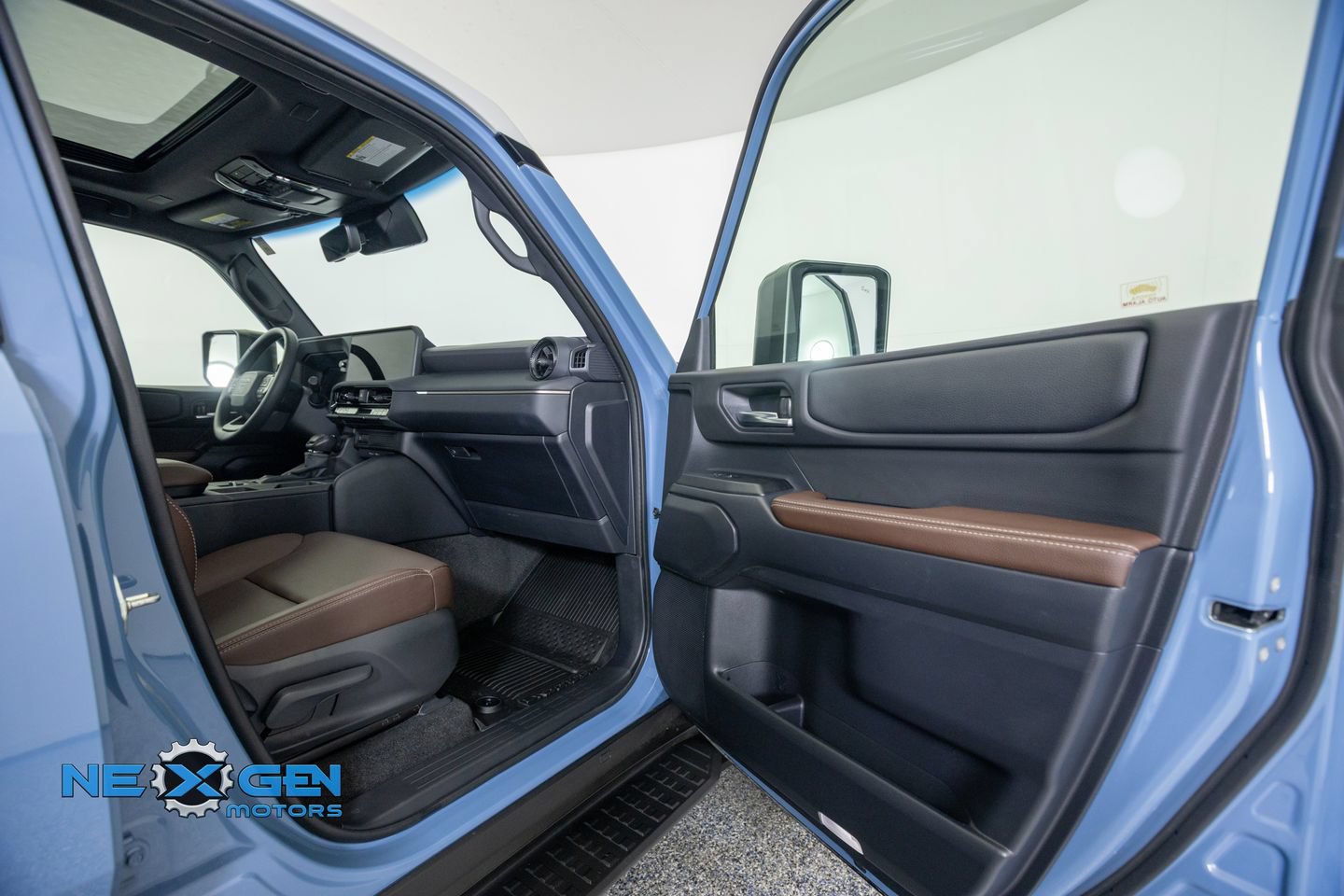 Used 2025 Toyota Land Cruiser AWD/4WD image 43