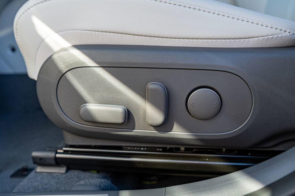 New 2026 Hyundai Kona SEL Premium image 20