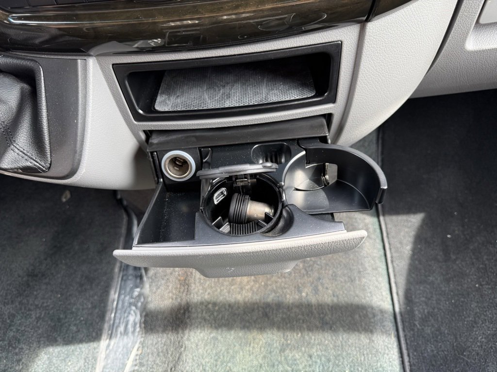 Used 2016 Mercedes-Benz Sprinter 3500 image 27