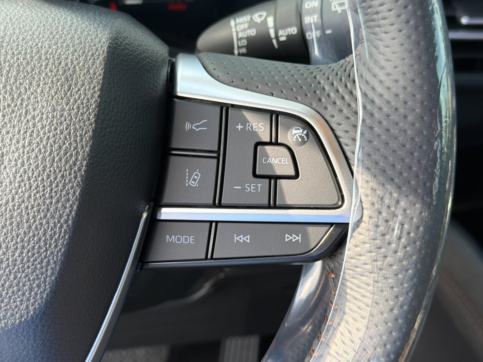 New 2026 Toyota Sienna Platinum AWD/4WD image 23