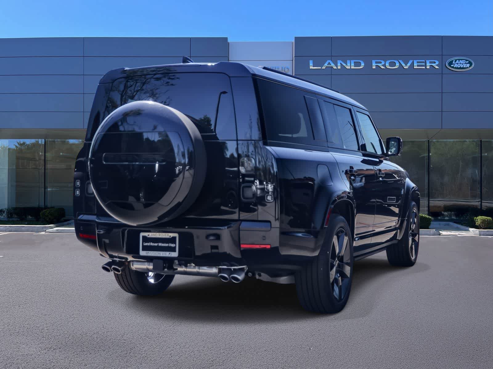New 2026 Land Rover Defender 130 V8 AWD/4WD image 4