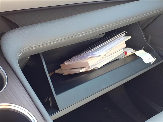 Used 2021 Toyota Sienna XLE image 10