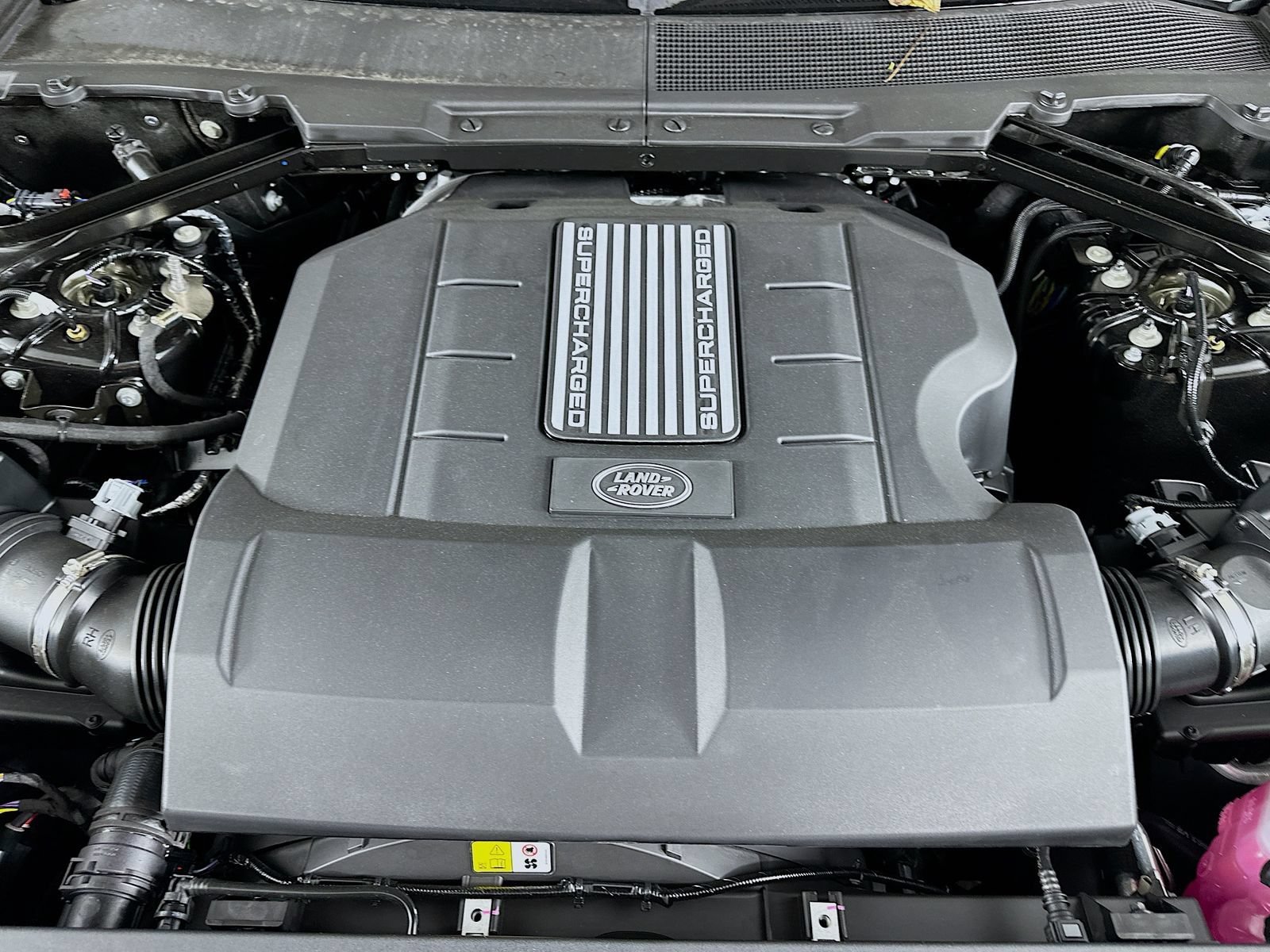 New 2026 Land Rover Defender 90 V8 AWD/4WD image 14