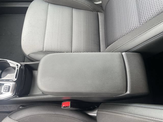 Used 2025 Chevrolet Trax LT FWD image 27