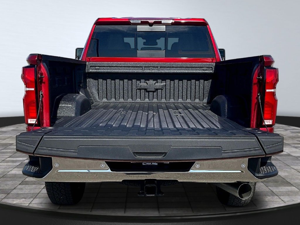 New 2026 Chevrolet Silverado 3500 LTZ w/ LTZ Convenience Package AWD/4WD image 10