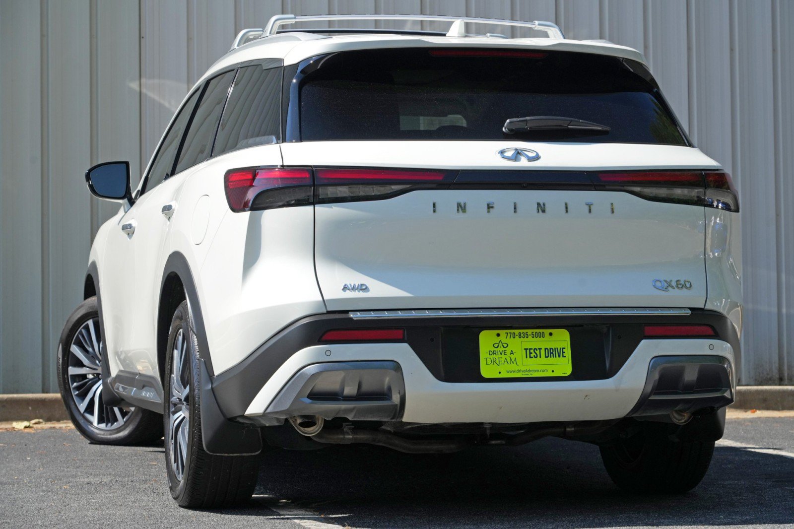 Used 2025 INFINITI QX60 Sensory w/ Vision Package AWD/4WD image 6