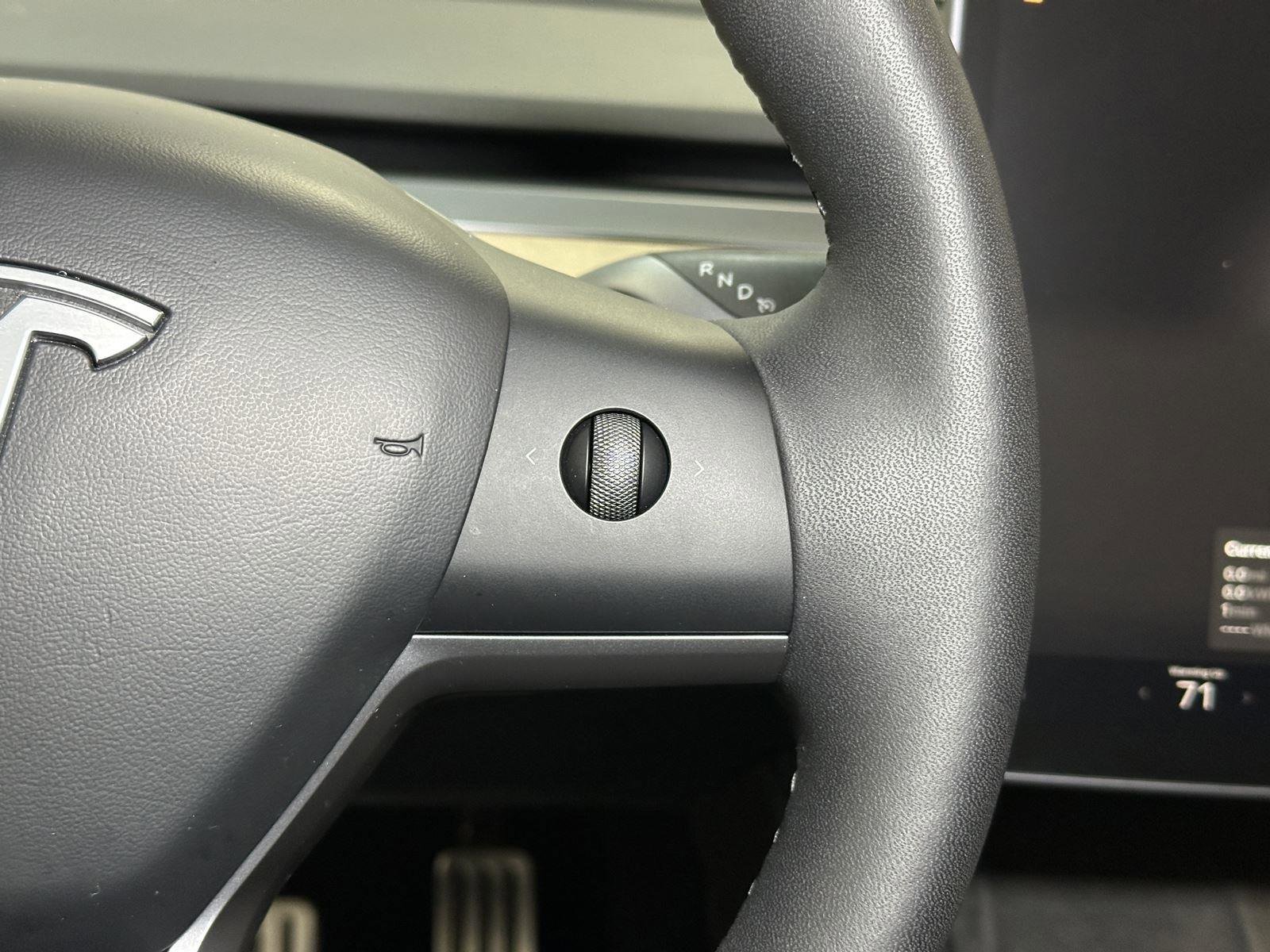 Used 2023 Tesla Model 3 Performance image 26