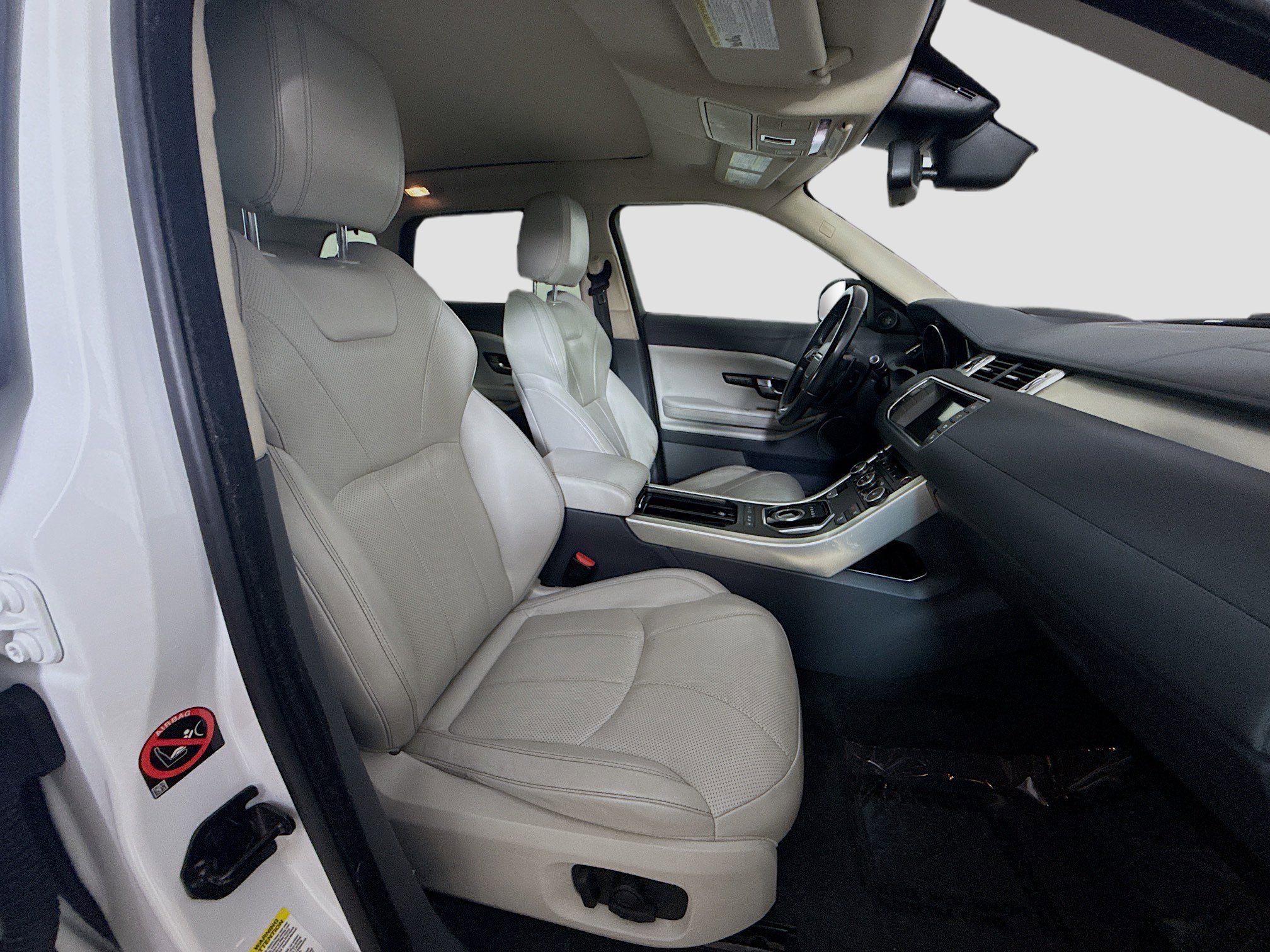 Used 2016 Land Rover Range Rover Evoque HSE image 29