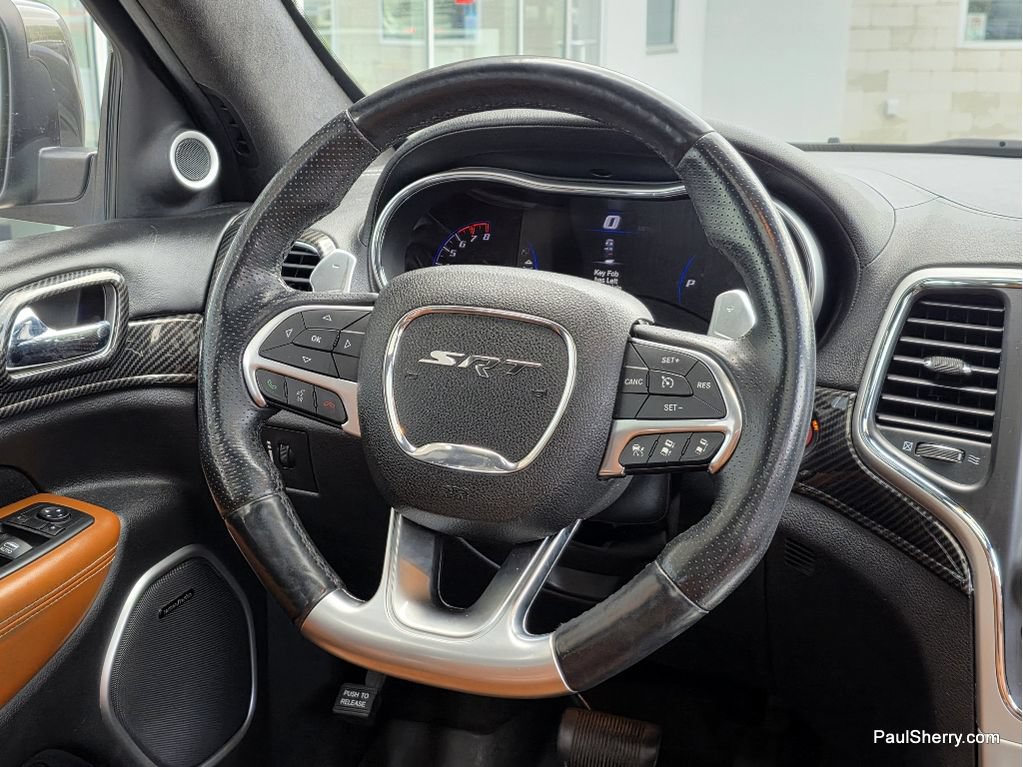Used 2015 Jeep Grand Cherokee SRT AWD/4WD image 33
