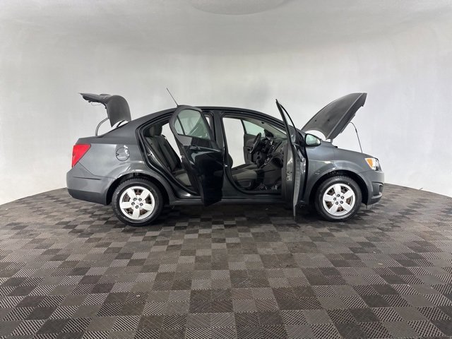 Used 2016 Chevrolet Sonic LS image 13